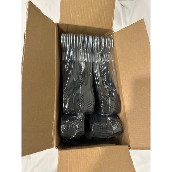 New in the Box- Kids Hangers Velvet (50 Pack) - 11 Inch (Black) - Picture 4 of 4